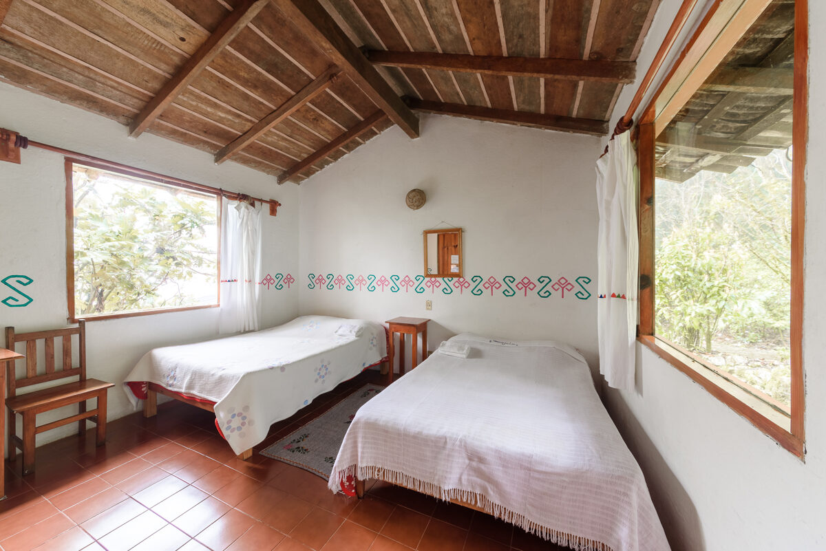 Habitación con 2 camas matrimoniales